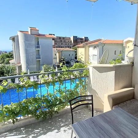 Family 2bdr In The Center Apartament *