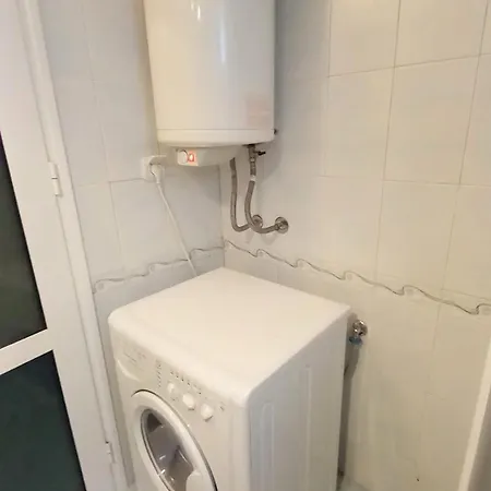 Family 2bdr In The Center Apartament *