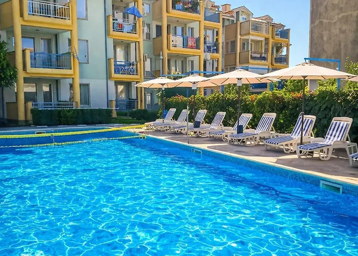 Family 2bdr In The Center Apartman